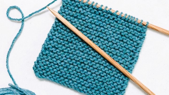 Knitting Basics: Let’s Start with the First Steps